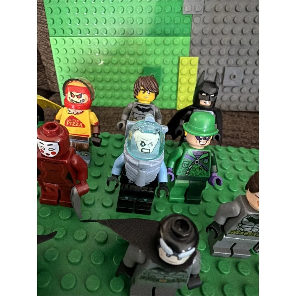 LEGO DC Super Heroes Minifigures Lot Batman Superman Robin Riddler Read